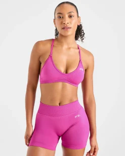 Adapt Seamless Strappy Sports Bra