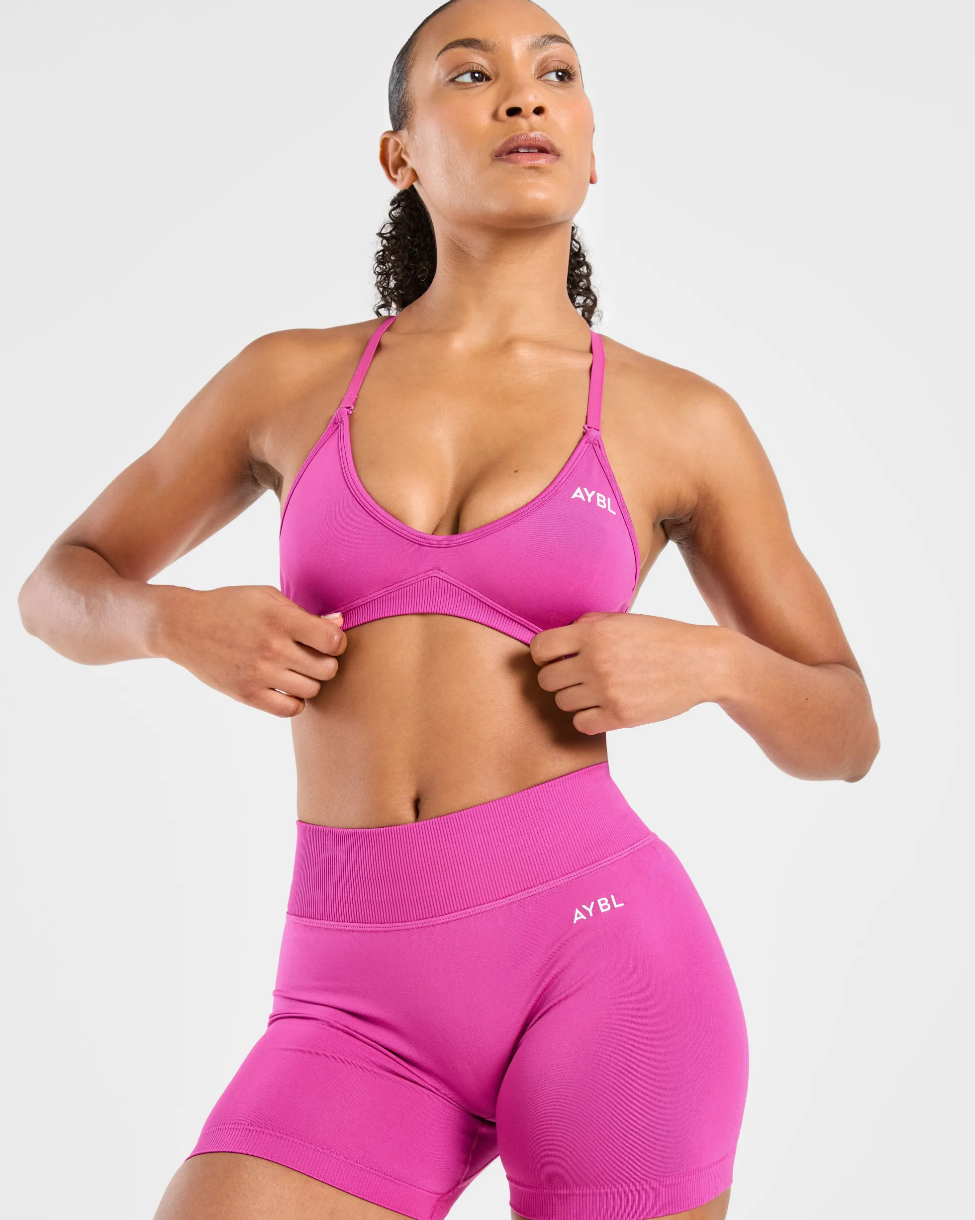 Adapt Seamless Strappy Sports Bra