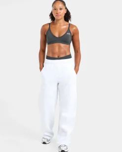 Adapt Seamless Strappy Sports Bra