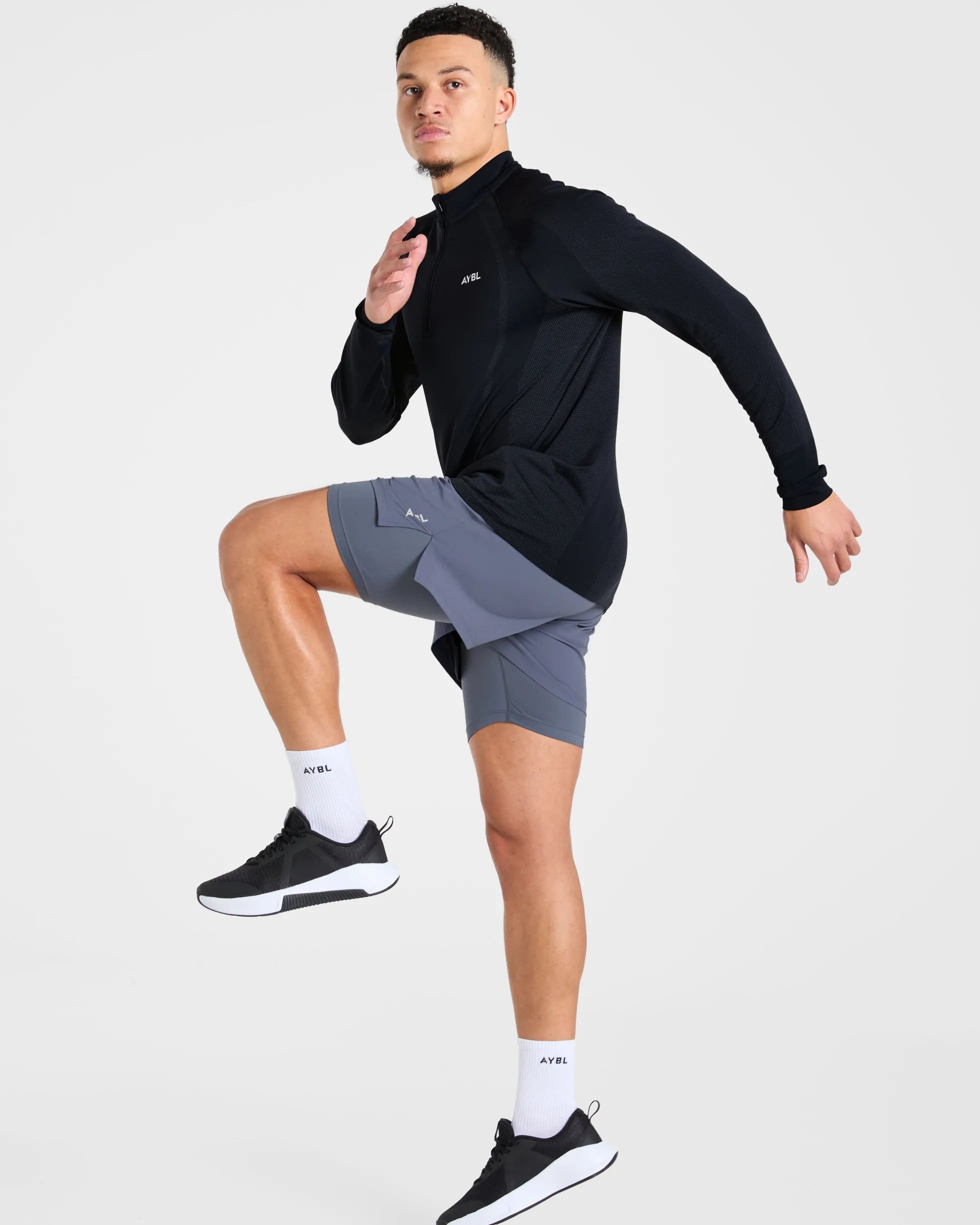 Attain Seamless 1/2 Zip Pullover