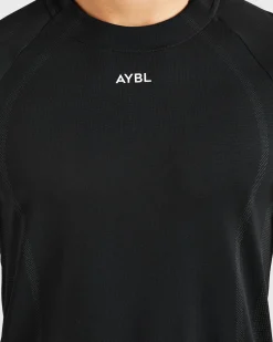 Attain Seamless T Shirt
