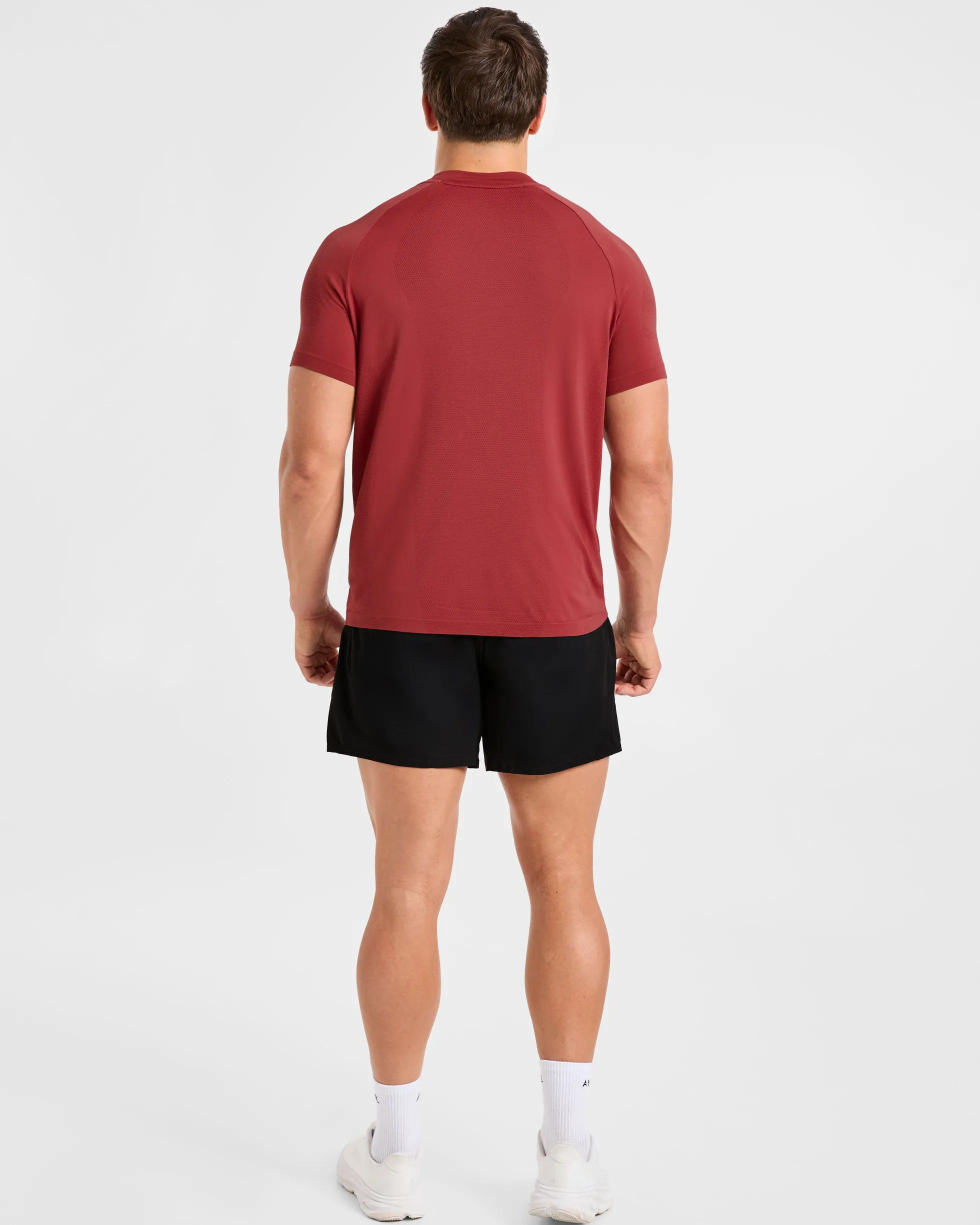 Attain Seamless T Shirt