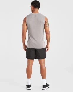 Attain Seamless Vest