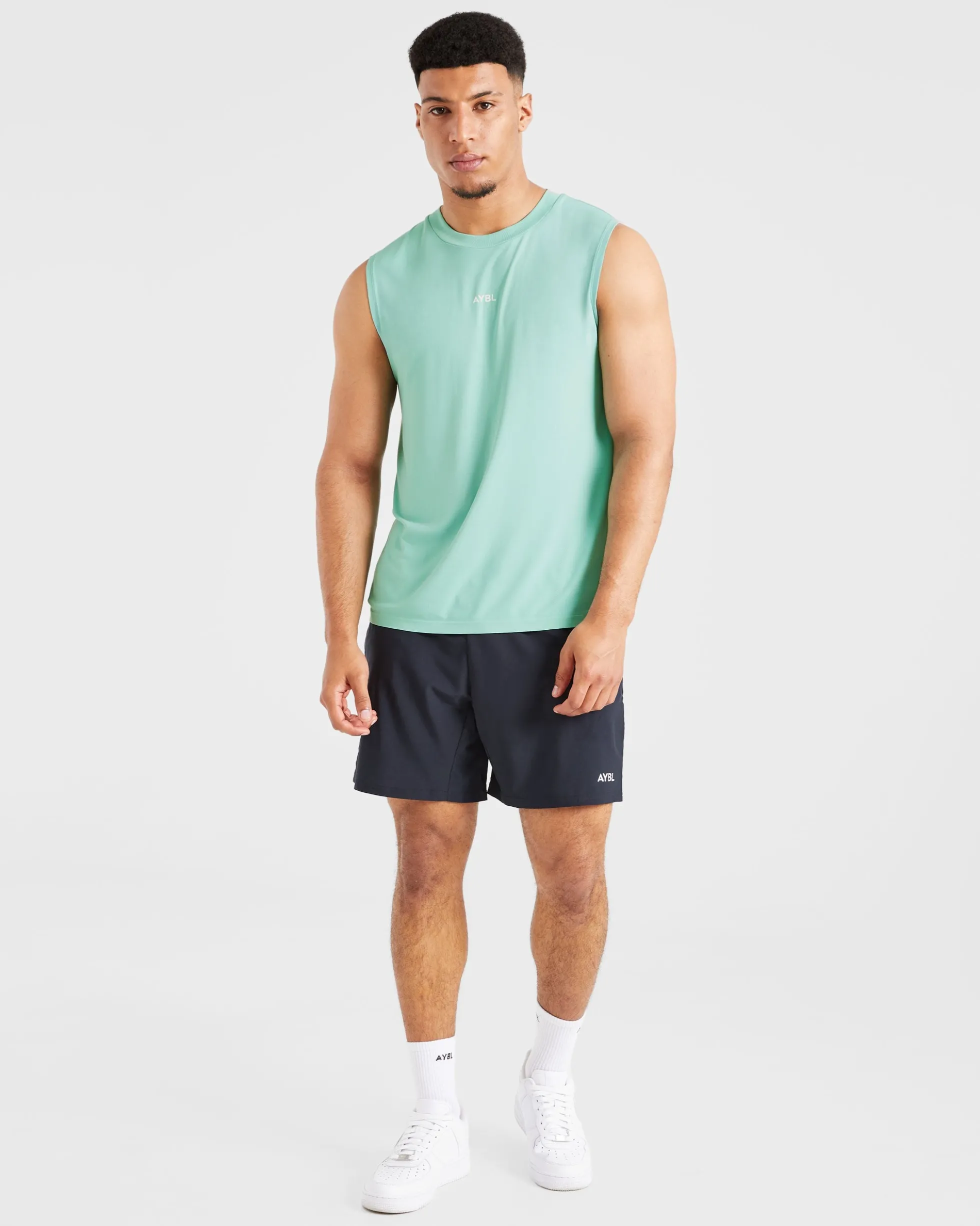 Attain Seamless Vest