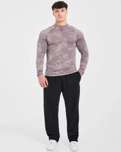 Camo Seamless 1/4 Zip Pullover