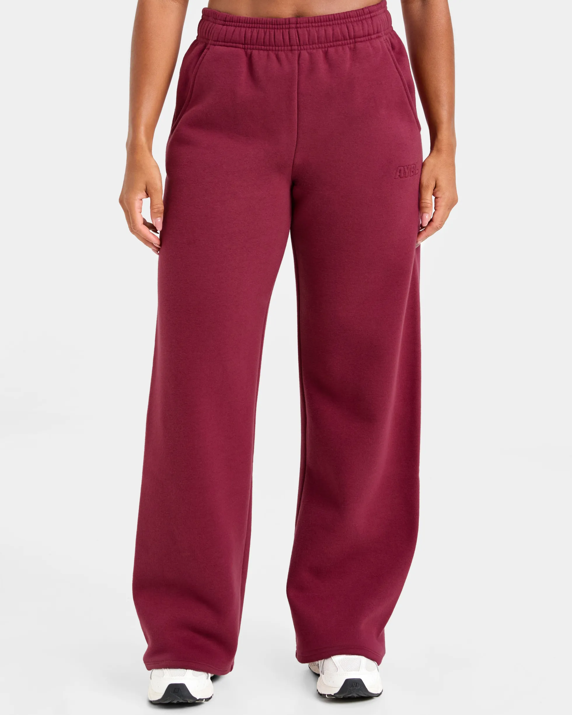 Classic Plush Oversized Straight Leg Joggers