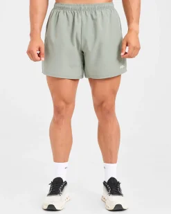 Core 5" Shorts