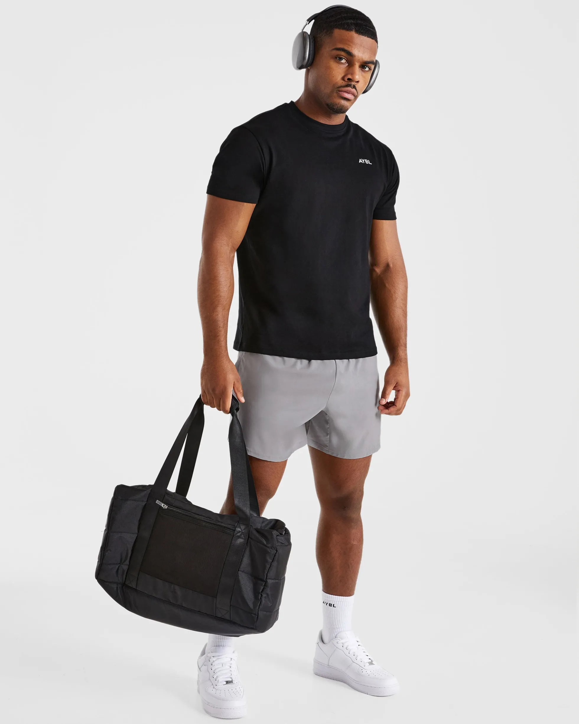 Core 5" Shorts