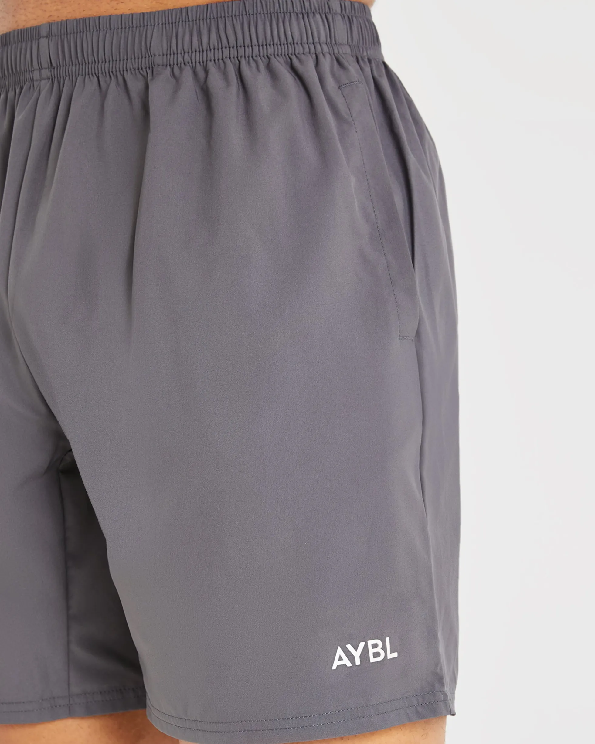 Core 7" Shorts