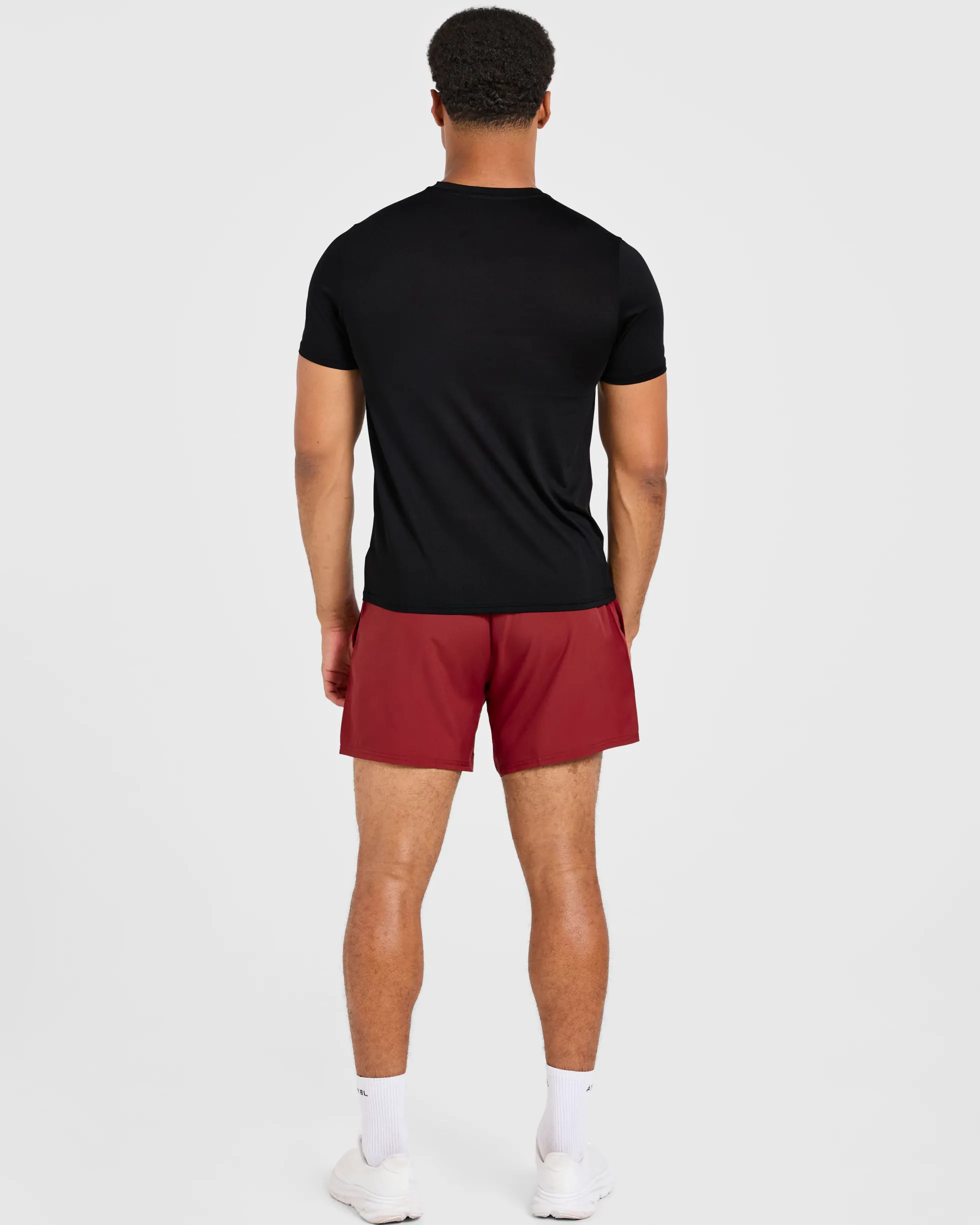 Core 5" Shorts