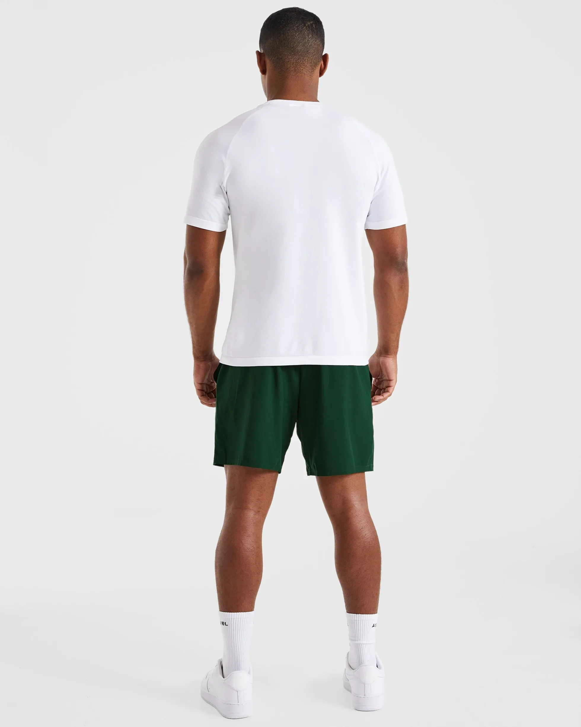 Core 7" Shorts