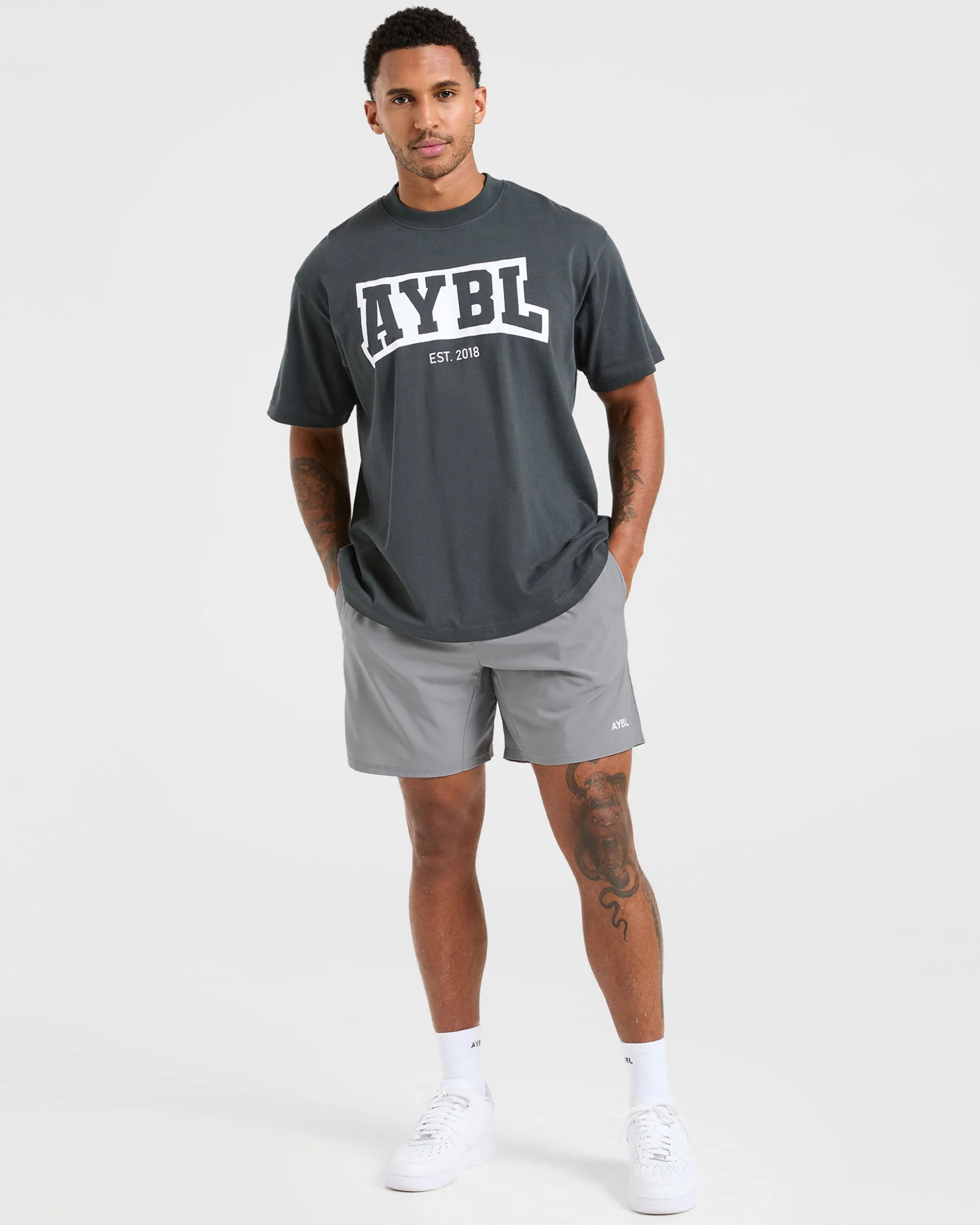 Core 7" Shorts