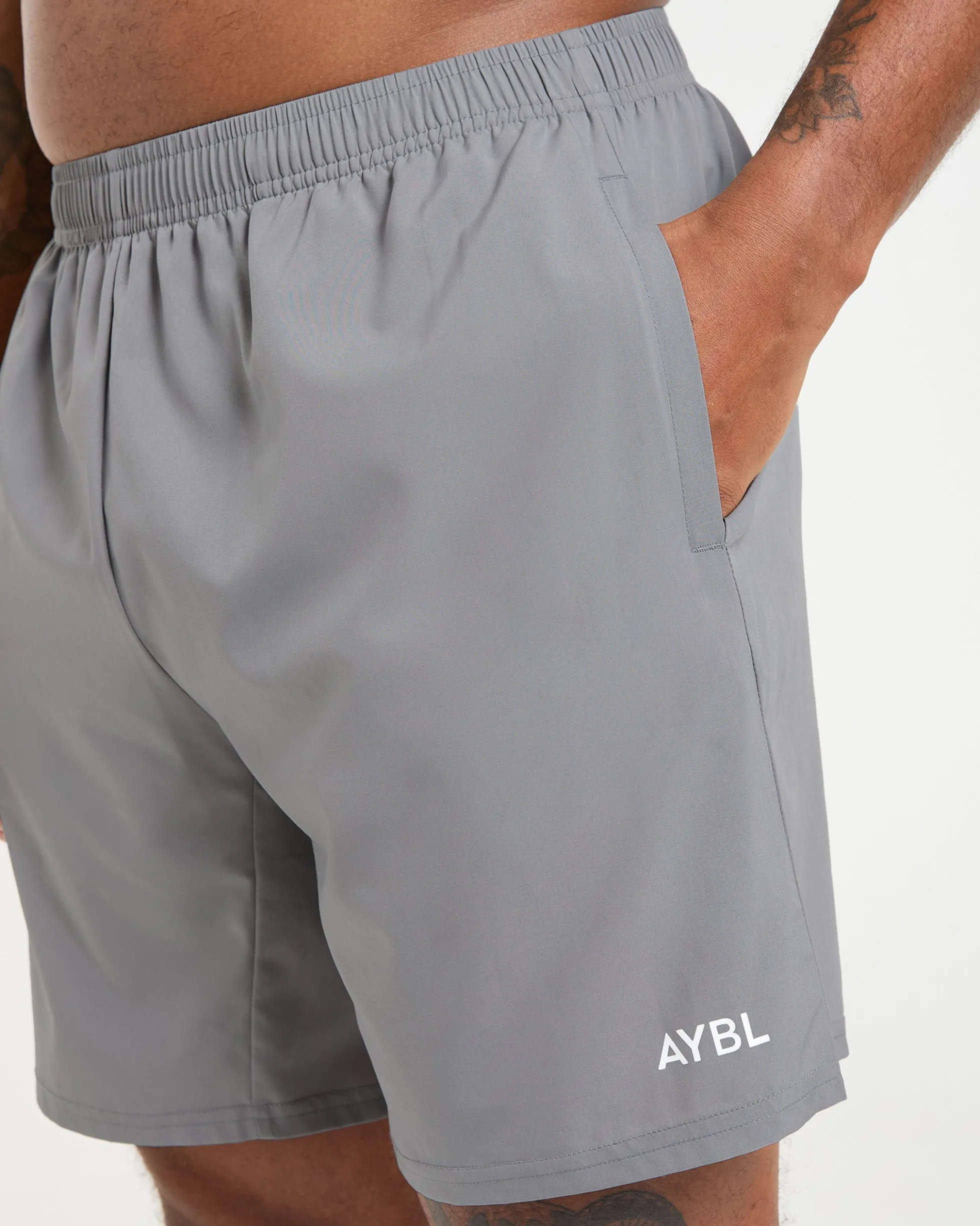Core 7" Shorts