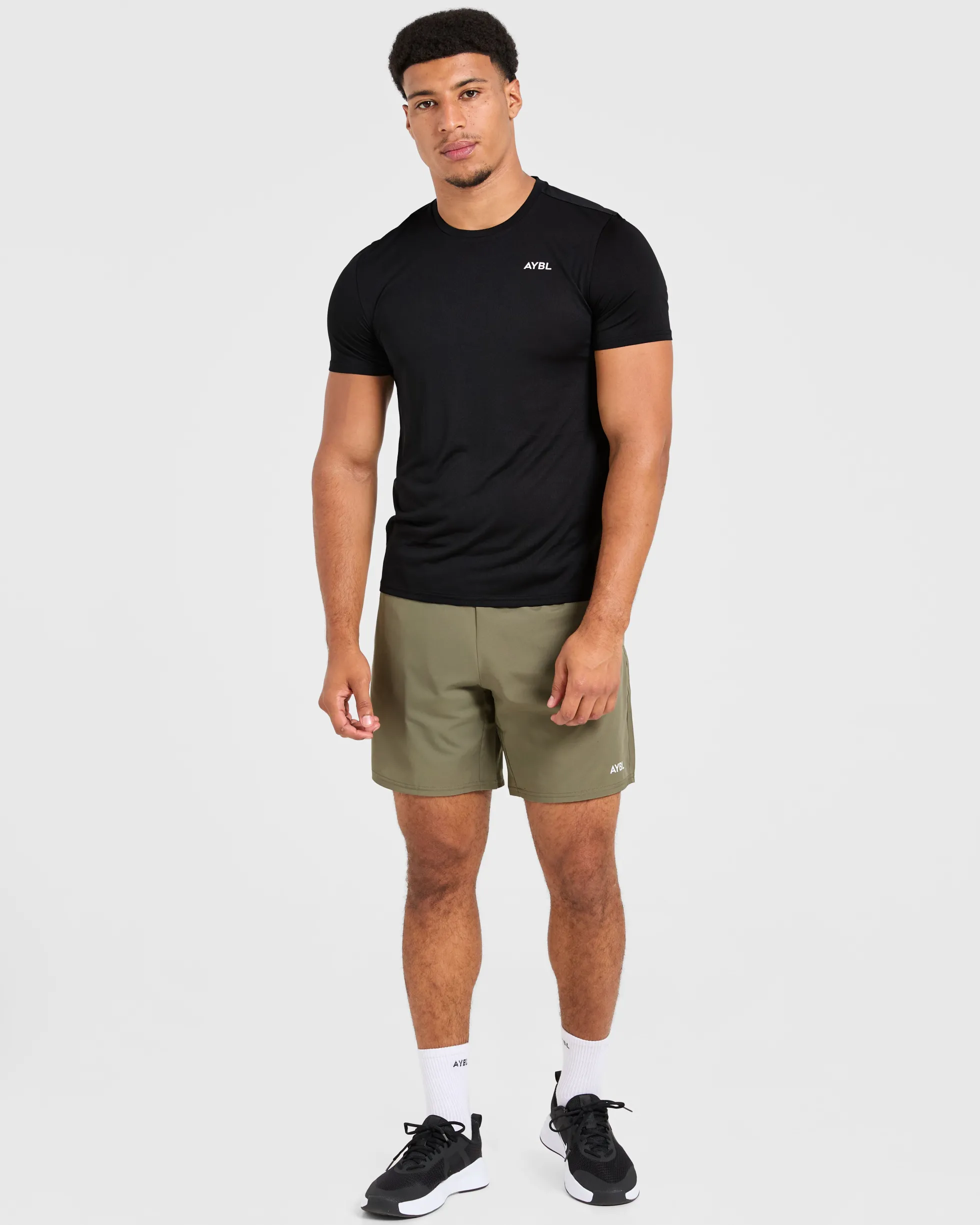 Core 7" Shorts