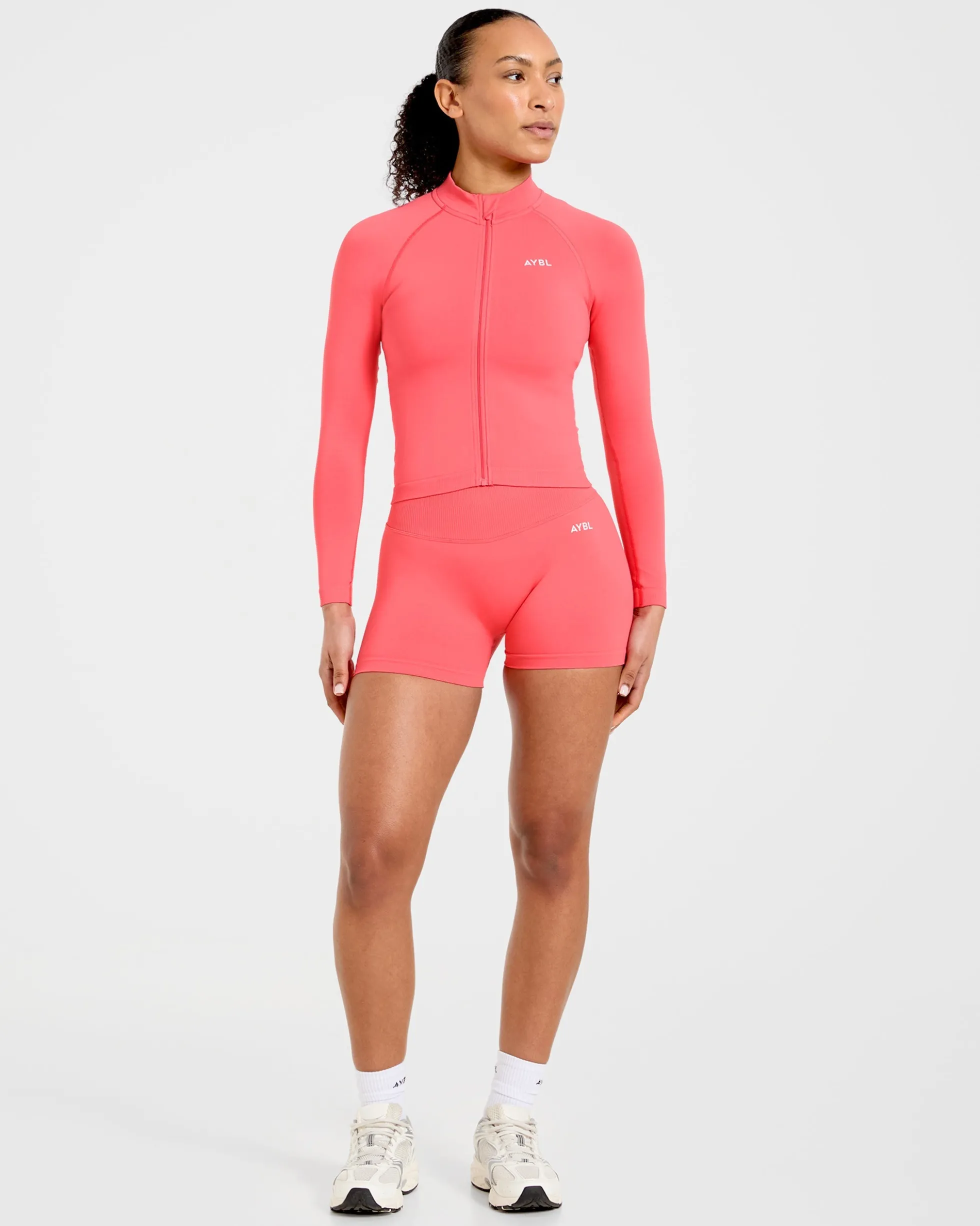 Enhance Seamless Jacket
