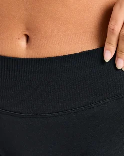 Enhance Seamless Shorts | 3.5