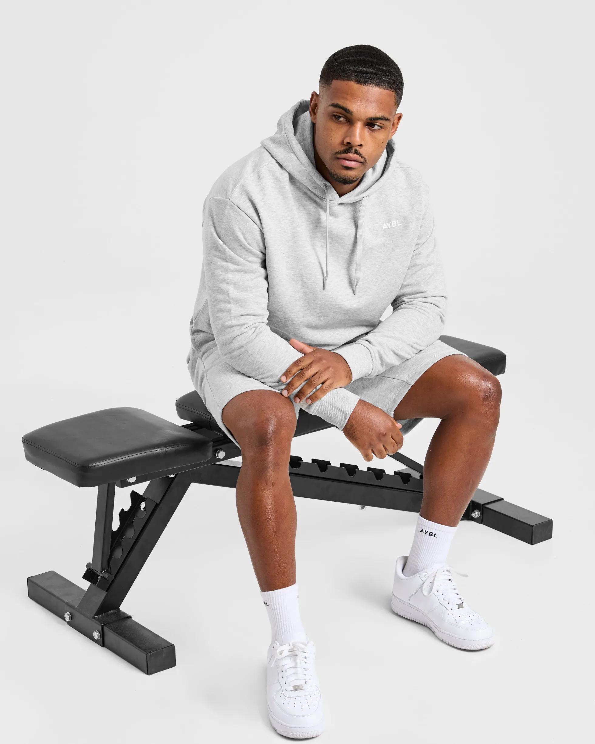 Essential Lightweight 7" Shorts