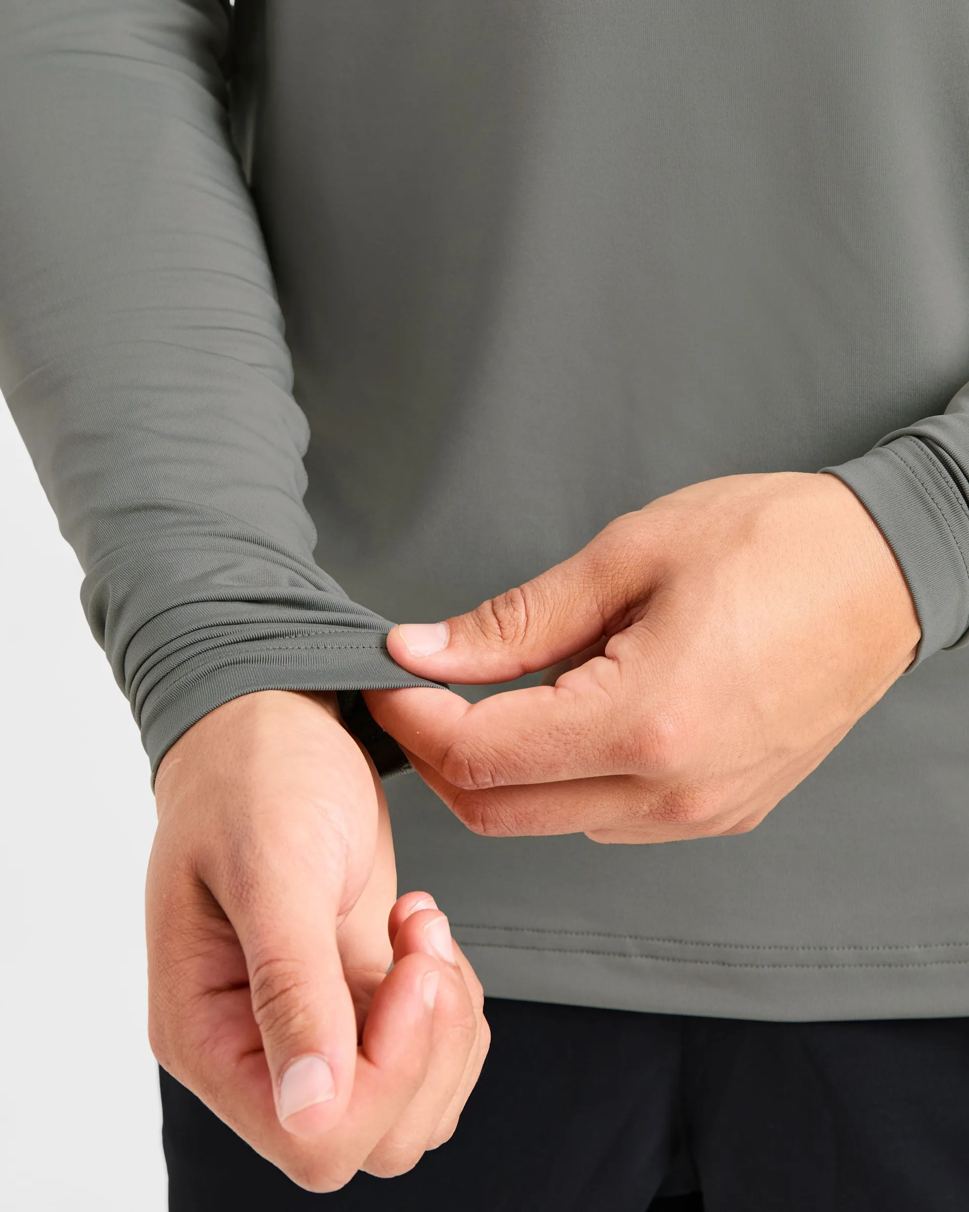 Essential Long Sleeve T Shirt