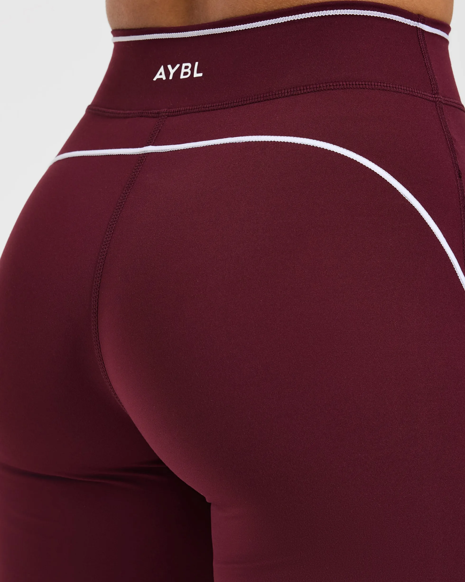 Form Flared Leggings