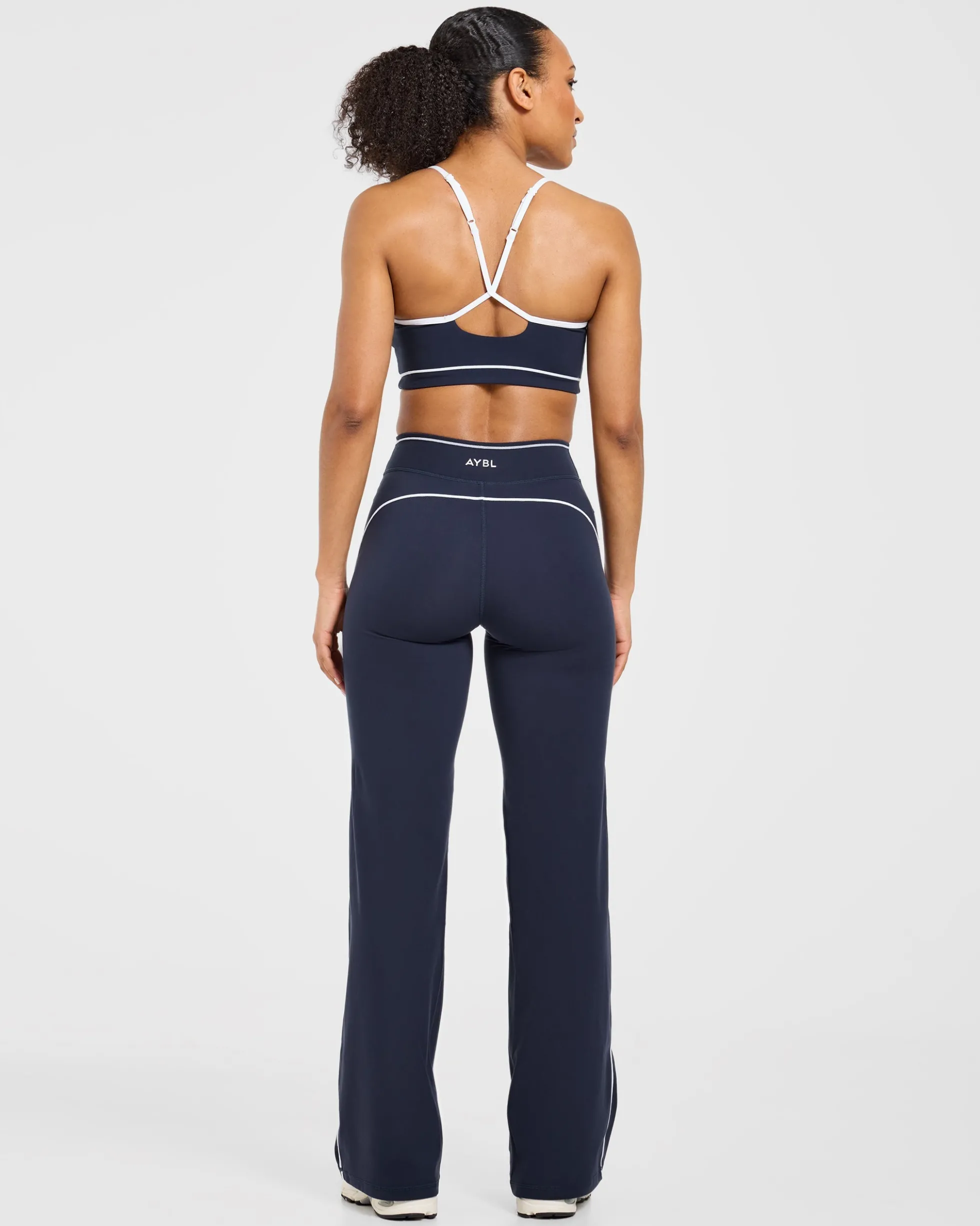 Form Flared Leggings