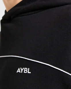 Form Hoodie