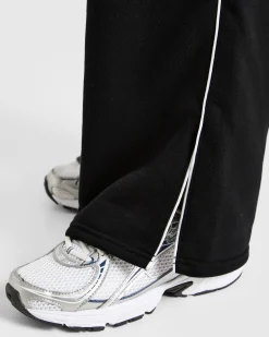 Form Straight Leg Joggers