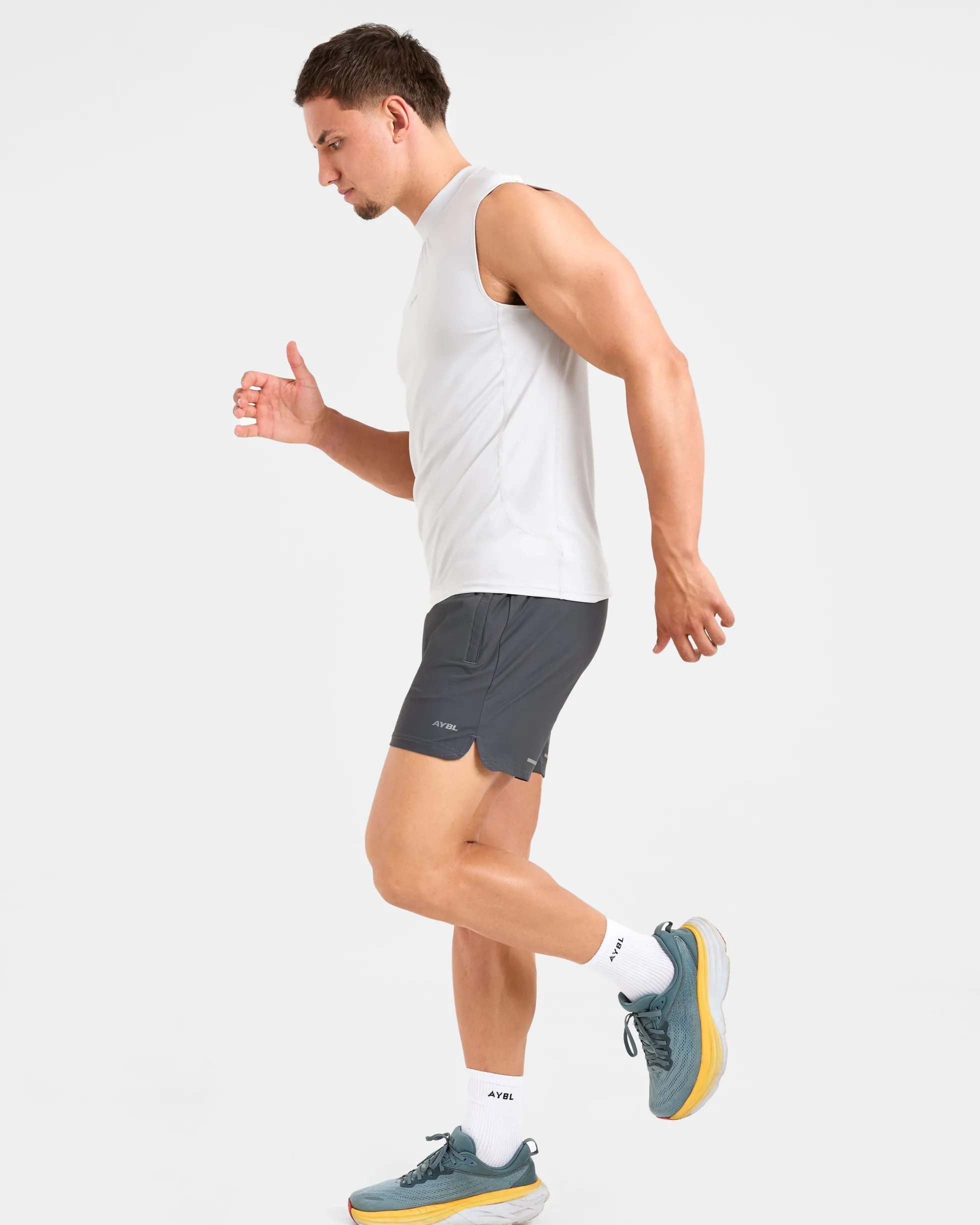 Run 5" Shorts