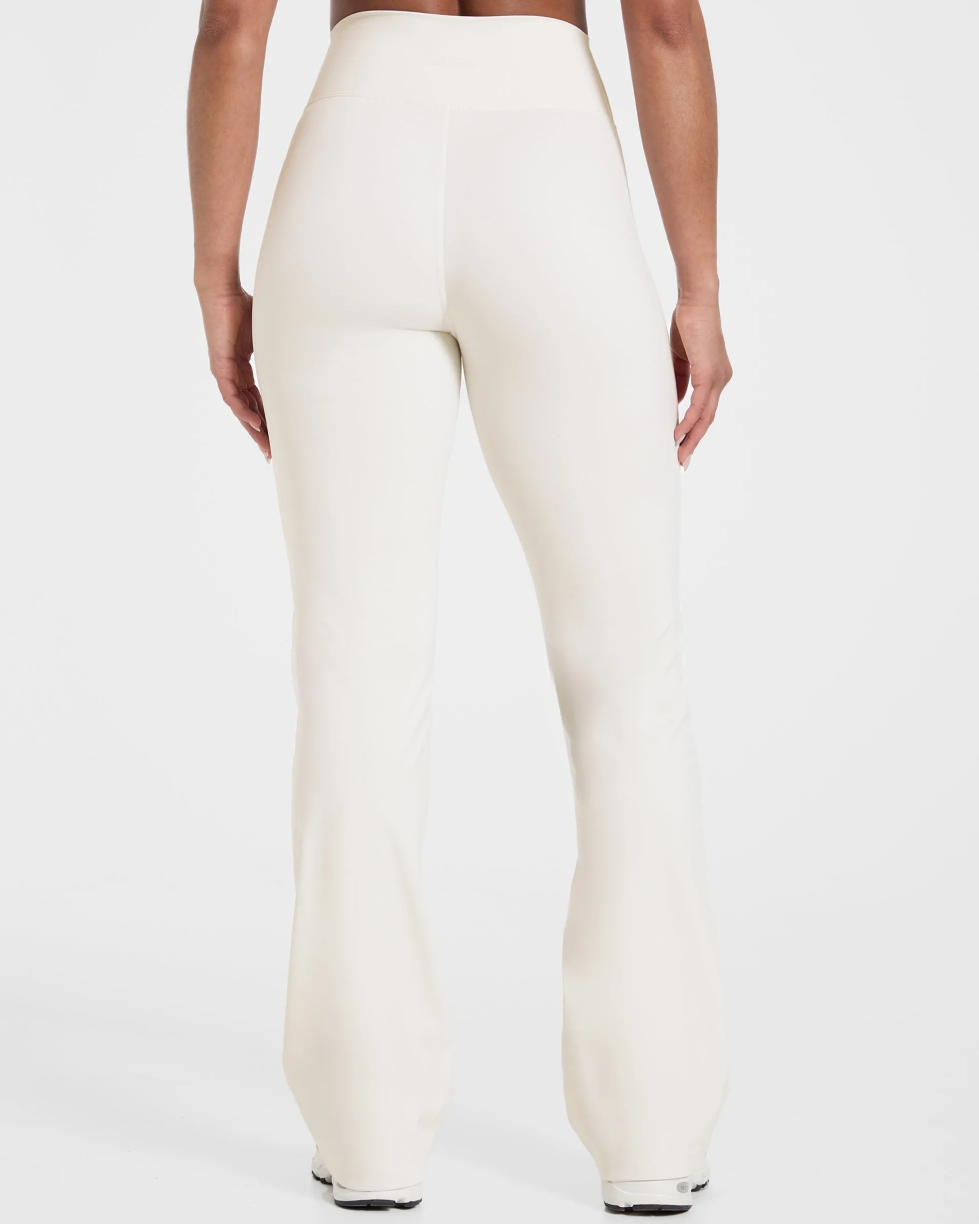 Sculpt Wrap Flared Leggings