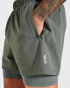 Signature 2 in 1 Shorts