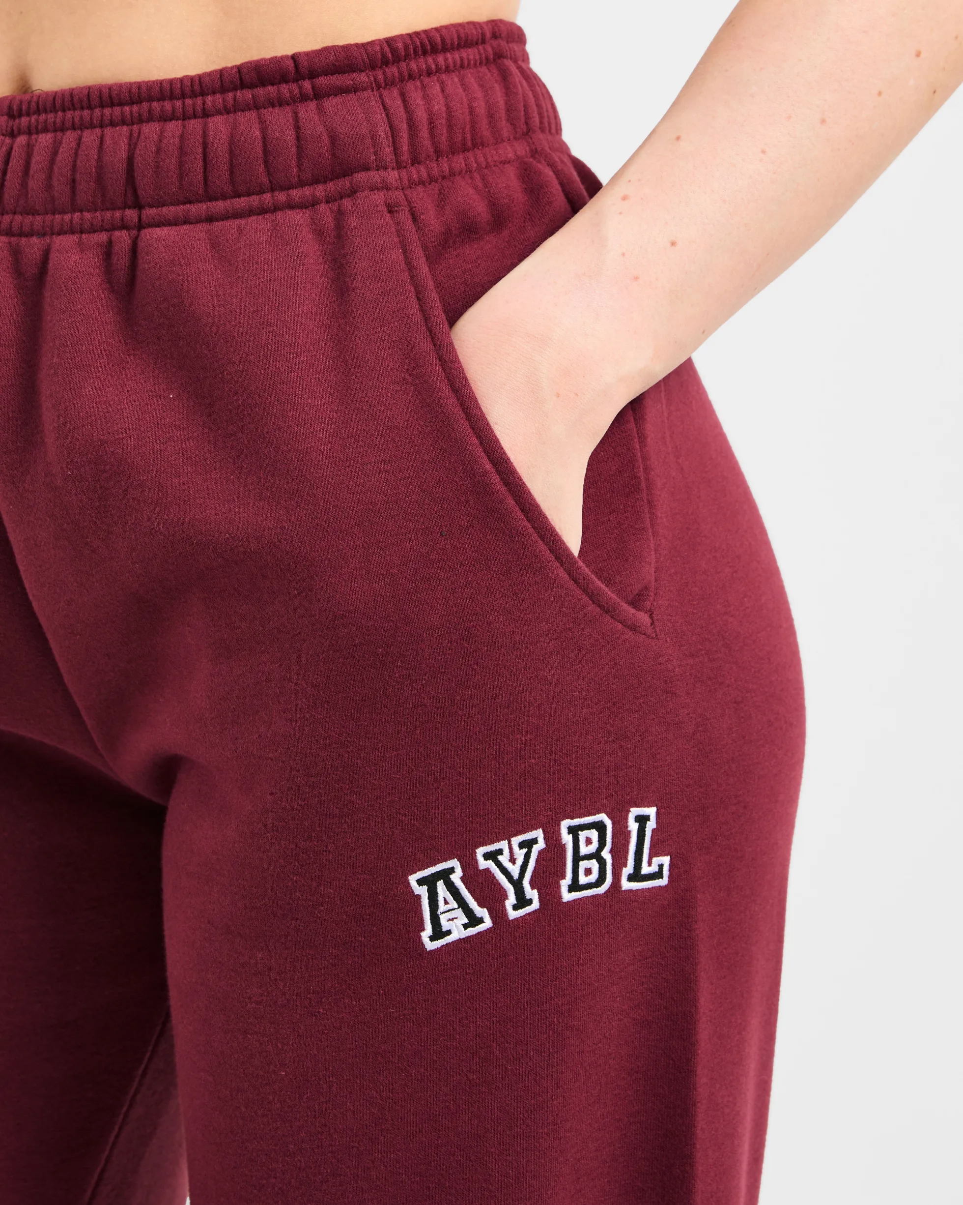 Varsity 2.0 Oversized Straight Leg Joggers